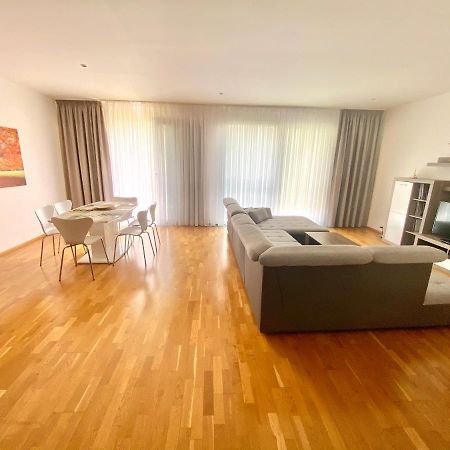 Apartment Korunni Dvur, 2 Free Parkings Praga Exterior foto