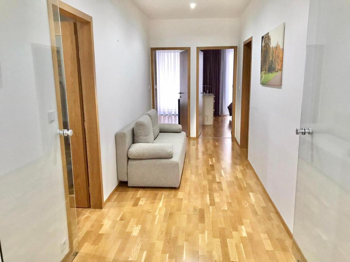 Apartment Korunni Dvur, 2 Free Parkings Praga Exterior foto